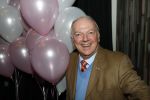 Aalsmeer 18 november 2019
Bonnie st Claire viert haar 70e verjaardag in de Praam in Aalsmeer.
Ronnie Tober