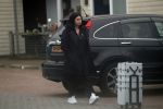 Vinkeveen 15 november 2019
Roxeanne Hazes en Erik Zwennes vertrekken bij hun huis.