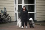 Vinkeveen 15 november 2019
Roxeanne Hazes en Erik Zwennes vertrekken bij hun huis.
