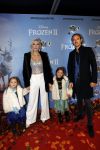Amsterdam 16 november 2019
Premiere Frozen 2 in Tuschinski. Susanna Klibansky met man Louis en hun kinderen