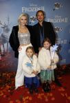Amsterdam 16 november 2019
Premiere Frozen 2 in Tuschinski. Susanna Klibansky met man Louis en hun kinderen