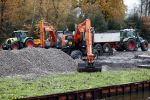 Amsterdam Ouderkerk aan de Amstel 29 november 2019
De staart van de bouw van het huis van Sven Kramer en Naomi v As is begonnen.