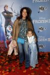 Amsterdam 16 november 2019
Premiere Frozen 2 in Tuschinski. Tanja Bamberger met kleindochter
