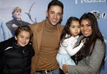 Amsterdam 16 november 2019
Premiere Frozen 2 in Tuschinski. Yesser met vrouw en kinderen