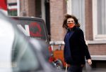 Amsterdam 17 december 2020
Astrid Joosten doet boodschappen met mondkapje