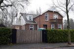 Amstelveen 9 december 2020
Het huis van carice v Houten wordt helemaal verbouwd