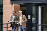 Den Haag Schiphol en Hilversum
Frank Jansen en zijn partneer Rogier Smit rijden van hun huis in Den Haag naar RTL in Hilversum waar ze een gesprek hebben met Peter v d Vorst van RTL