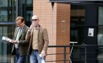 Den Haag Schiphol en Hilversum
Frank Jansen en zijn partneer Rogier Smit rijden van hun huis in Den Haag naar RTL in Hilversum waar ze een gesprek hebben met Peter v d Vorst van RTL