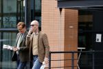 Den Haag Schiphol en Hilversum
Frank Jansen en zijn partneer Rogier Smit rijden van hun huis in Den Haag naar RTL in Hilversum waar ze een gesprek hebben met Peter v d Vorst van RTL