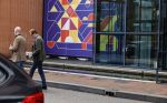 Den Haag Schiphol en Hilversum
Frank Jansen en zijn partneer Rogier Smit rijden van hun huis in Den Haag naar RTL in Hilversum waar ze een gesprek hebben met Peter v d Vorst van RTL