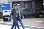 Den Haag Schiphol en Hilversum
Frank Jansen en zijn partneer Rogier Smit rijden van hun huis in Den Haag naar RTL in Hilversum waar ze een gesprek hebben met Peter v d Vorst van RTL