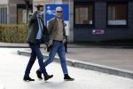 Den Haag Schiphol en Hilversum
Frank Jansen en zijn partneer Rogier Smit rijden van hun huis in Den Haag naar RTL in Hilversum waar ze een gesprek hebben met Peter v d Vorst van RTL