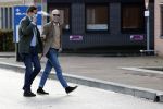 Den Haag Schiphol en Hilversum
Frank Jansen en zijn partneer Rogier Smit rijden van hun huis in Den Haag naar RTL in Hilversum waar ze een gesprek hebben met Peter v d Vorst van RTL