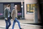 Den Haag Schiphol en Hilversum
Frank Jansen en zijn partneer Rogier Smit rijden van hun huis in Den Haag naar RTL in Hilversum waar ze een gesprek hebben met Peter v d Vorst van RTL
