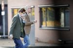 Den Haag Schiphol en Hilversum
Frank Jansen en zijn partneer Rogier Smit rijden van hun huis in Den Haag naar RTL in Hilversum waar ze een gesprek hebben met Peter v d Vorst van RTL