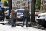 Den Haag Schiphol en Hilversum
Frank Jansen en zijn partneer Rogier Smit rijden van hun huis in Den Haag naar RTL in Hilversum waar ze een gesprek hebben met Peter v d Vorst van RTL