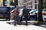 Den Haag Schiphol en Hilversum
Frank Jansen en zijn partneer Rogier Smit rijden van hun huis in Den Haag naar RTL in Hilversum waar ze een gesprek hebben met Peter v d Vorst van RTL