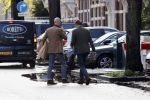 Den Haag Schiphol en Hilversum
Frank Jansen en zijn partneer Rogier Smit rijden van hun huis in Den Haag naar RTL in Hilversum waar ze een gesprek hebben met Peter v d Vorst van RTL