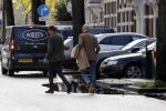 Den Haag Schiphol en Hilversum
Frank Jansen en zijn partneer Rogier Smit rijden van hun huis in Den Haag naar RTL in Hilversum waar ze een gesprek hebben met Peter v d Vorst van RTL