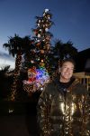 Aalsmeer 18 december 2020
Gerard Joling zijn huis is helemaal versierd met kerstlichtjes en bomen