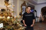 Aalsmeer 18 december 2020
Gerard Joling zijn huis is helemaal versierd met kerstlichtjes en bomen
