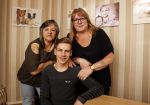 Den Haag 3 december 2020
Gio Zwikker thuis met zijn omaâ€™s