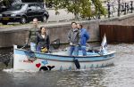 Amsterdam 8 september 2020
Schoonmaken van de grachten in Amsterdam met speciale boot gemaakt van plastic uit de grachten.