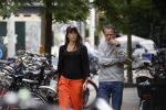 Amsterdam 22 juli 2020
Iris Hond met een kennis en haar hond in Amsterdam zuid.