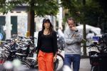 Amsterdam 22 juli 2020
Iris Hond met een kennis en haar hond in Amsterdam zuid.