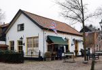 Lage Vuursche 3 december 2020
Het graf van Prins Friso op de begraafplaats in Lage Vuursche naatt kasteel Drakesteyn waar Prinses Beatrix woont