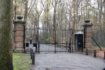 Lage Vuursche 3 december 2020
Het graf van Prins Friso op de begraafplaats in Lage Vuursche naatt kasteel Drakesteyn waar Prinses Beatrix woont