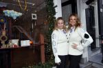 Amsterdam 24 november 2020
Lieke v Lexmond en Jetteke v Lexmond openen hun winkel