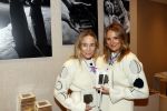 Amsterdam 24 november 2020
Lieke v Lexmond en Jetteke v Lexmond openen hun winkel