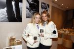 Amsterdam 24 november 2020
Lieke v Lexmond en Jetteke v Lexmond openen hun winkel