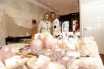 Amsterdam 24 november 2020
Lieke v Lexmond en Jetteke v Lexmond openen hun winkel