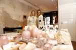 Amsterdam 24 november 2020
Lieke v Lexmond en Jetteke v Lexmond openen hun winkel