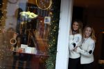 Amsterdam 24 november 2020
Lieke v Lexmond en Jetteke v Lexmond  openen hun winkel