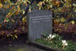 Lage Vuursche 3 december 2020
Het graf van Prins Friso op de begraafplaats in Lage Vuursche naatt kasteel Drakesteyn waar Prinses Beatrix woont