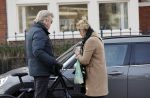 Amsterdam 25 november 2020
Robert Kranenborg op zijn electrische v Moof fiets in Amsterdam zuid . Hij komt toevallig zijn vrouw tegen