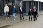 Vinkeveen 12 december 2020
Robert leroy vertrekt bij the Harbour Club in Vinkeveen met zijn vriendin Jaimie de Boer en zijn kinderen.