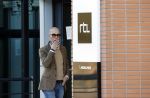 Den Haag Schiphol en Hilversum
Frank Jansen en zijn partneer Rogier Smit rijden van hun huis in Den Haag naar RTL in Hilversum waar ze een gesprek hebben met Peter v d Vorst van RTL