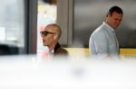 Den Haag Schiphol en Hilversum
Frank Jansen en zijn partneer Rogier Smit rijden van hun huis in Den Haag naar RTL in Hilversum waar ze een gesprek hebben met Peter v d Vorst van RTL