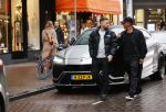 Amsterdam 21 november 2020
Rolf Sanchez met een kennis en een Lamborghini Urus op de pc hooftstraat