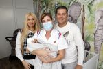 Schevebingen 20 november 2020
Samantha de Jong met haar vriend Gerrit en hun baby Djamino in hun huis .