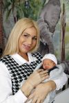 Scheveningen 20 november 2020
Samantha de Jong met haar vriend Gerrit en hun baby Djamino in hun huis .  dochter Gerrit