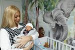 Scheveningen 20 november 2020
Samantha de Jong met haar vriend Gerrit en hun baby Djamino in hun huis .  dochter Gerrit