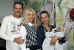 Scheveningen 20 november 2020
Samantha de Jong met haar vriend Gerrit en hun baby Djamino in hun huis .  dochter Gerrit