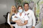 Scheveningen 20 november 2020
Samantha de Jong met haar vriend Gerrit en hun baby Djamino in hun huis .  dochter Gerrit