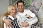 Scheveningen 20 november 2020
Samantha de Jong met haar vriend Gerrit en hun baby Djamino in hun huis .  dochter Gerrit