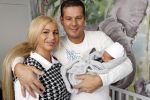 Scheveningen 20 november 2020
Samantha de Jong met haar vriend Gerrit en hun baby Djamino in hun huis .  dochter Gerrit